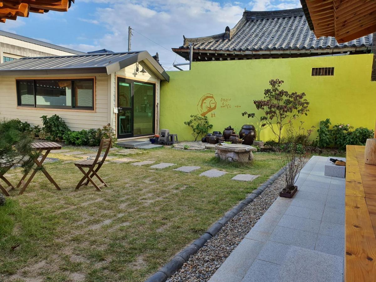 Sieunjae Acomodação com café da manhã Gyeongju Exterior foto